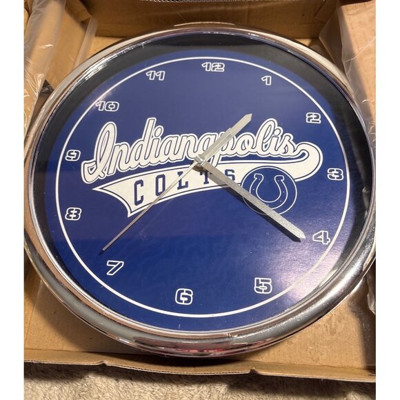 Indianapolis Colts 12" Wall Clock With Team Logo NFL Licensed Battery Operated - Picture 3 of 6